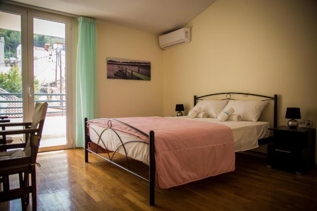 Aura Family Loft Apartment Нафплион Екстериор снимка