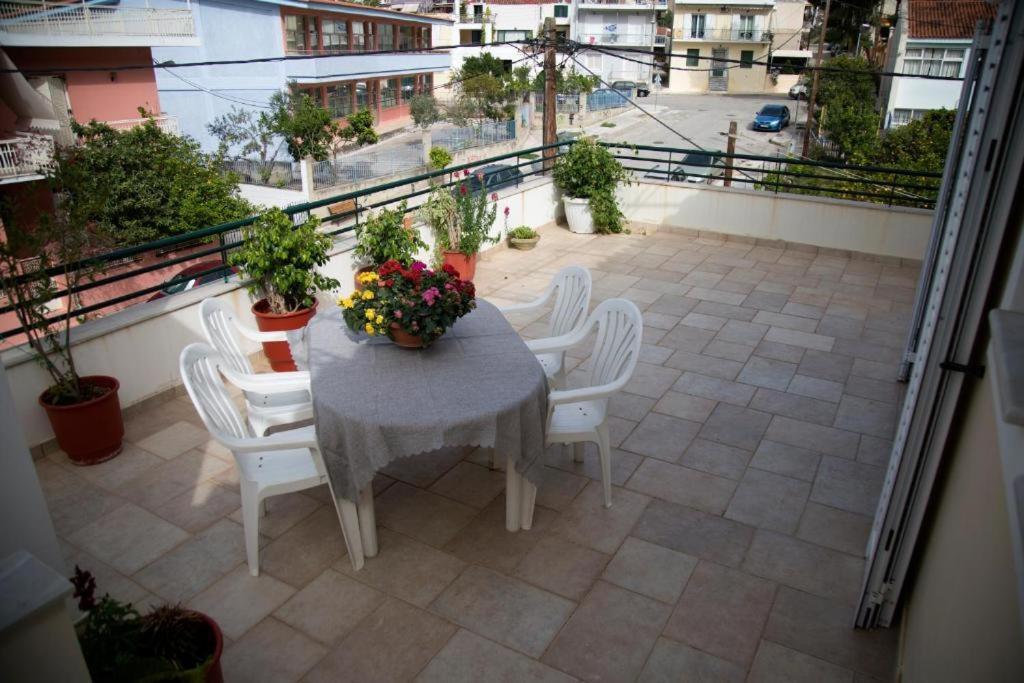 Aura Family Loft Apartment Нафплион Екстериор снимка